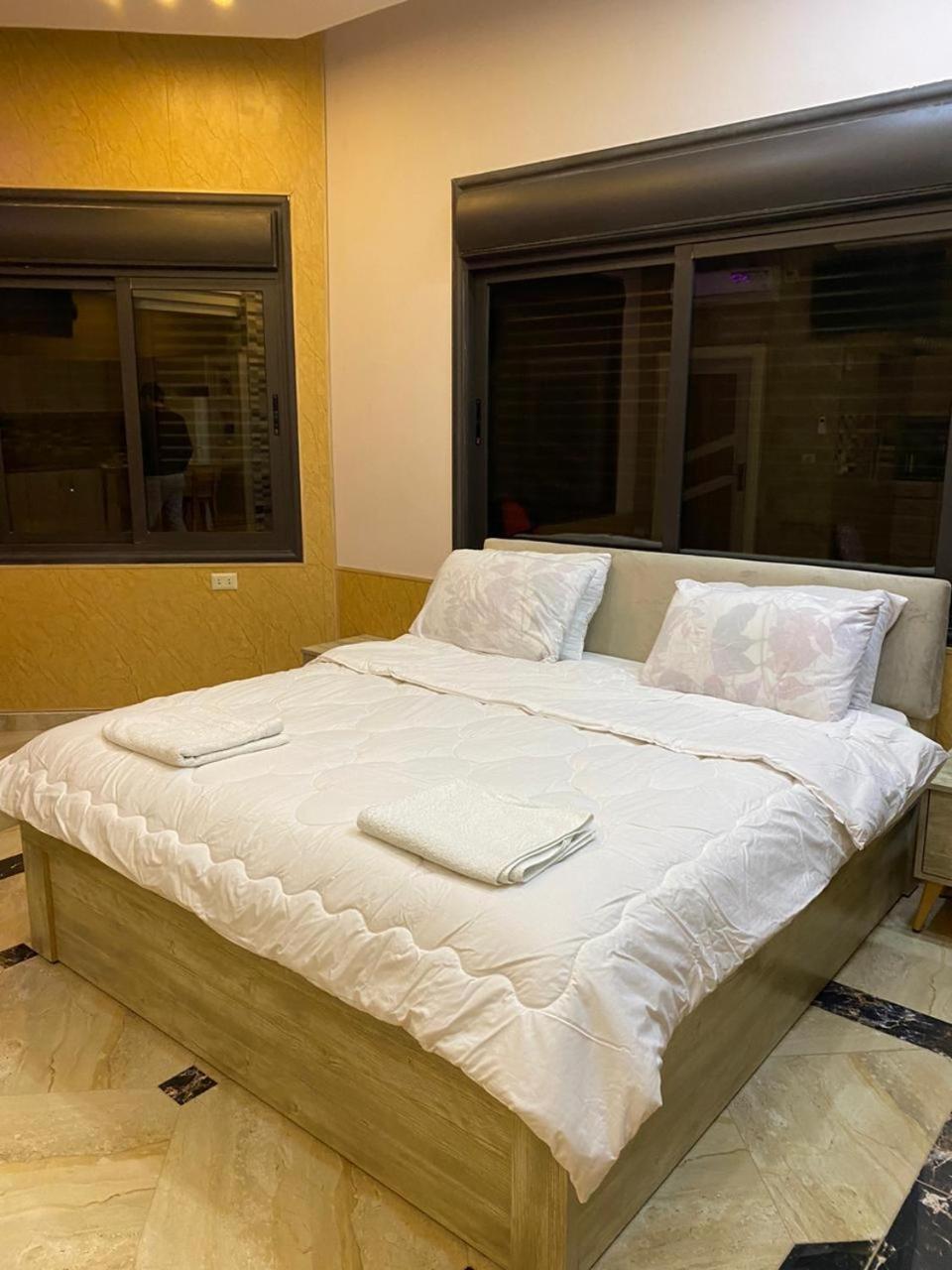 Lotus Housing For Furnished Apartments Джараш Номер фото