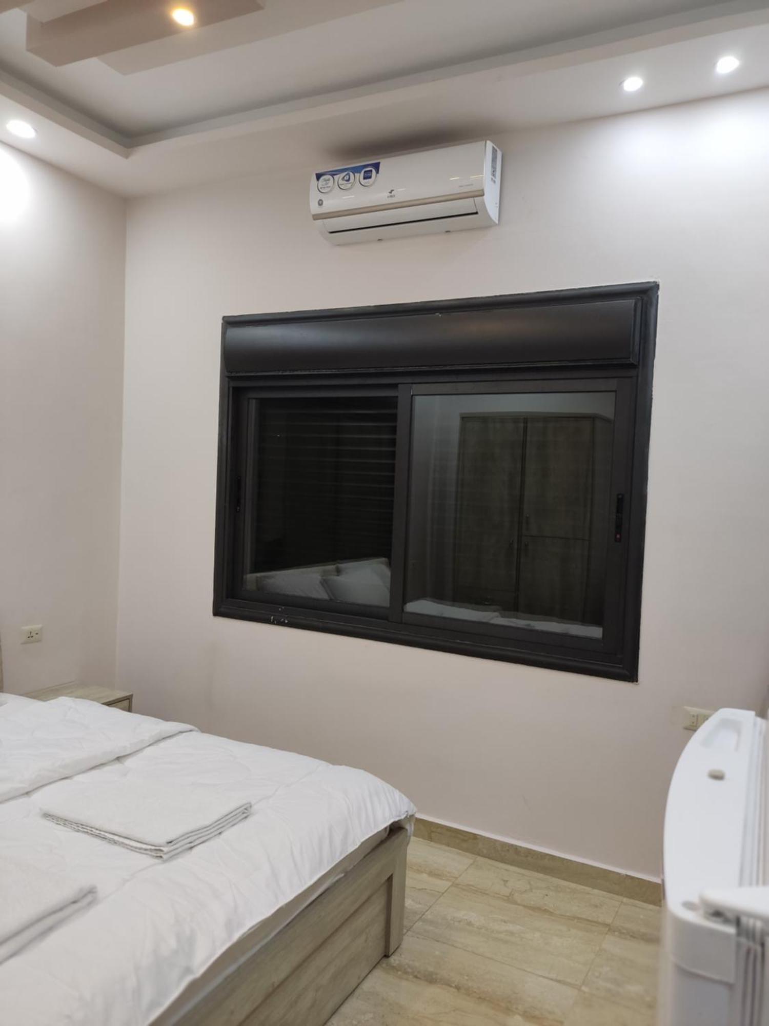 Lotus Housing For Furnished Apartments Джараш Номер фото